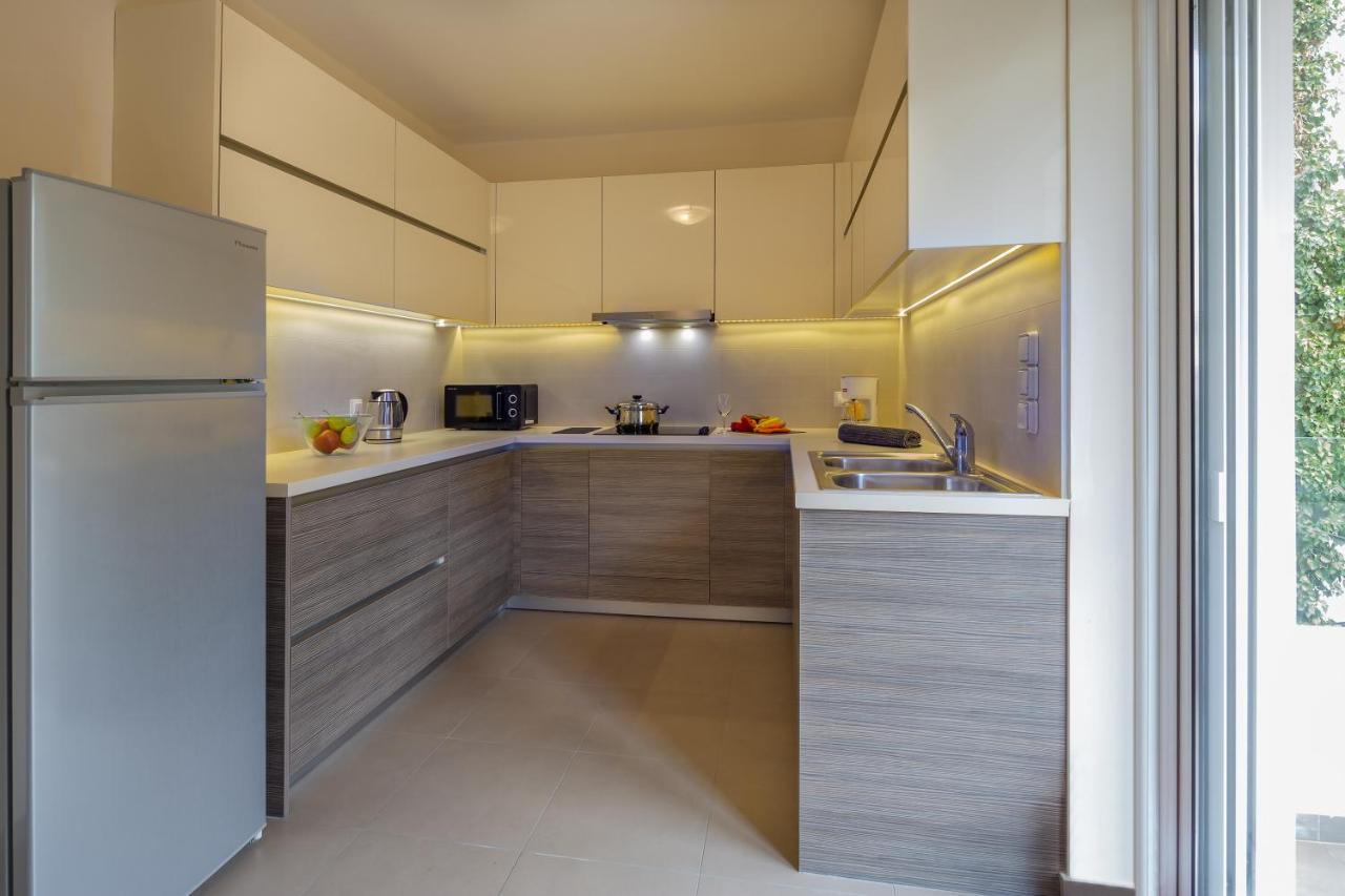 Sagittarius - Faliro Sea Side Apartment Athen Exterior foto
