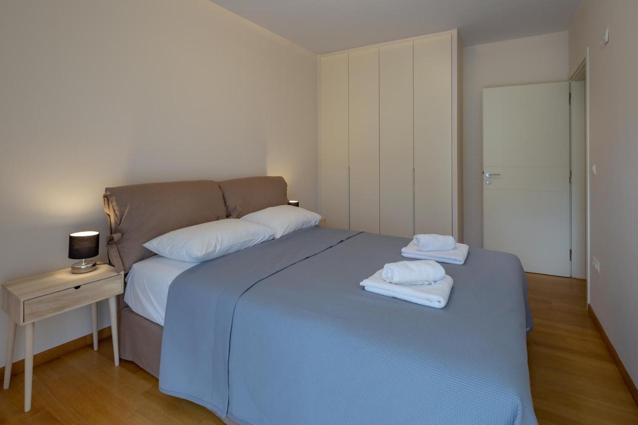Sagittarius - Faliro Sea Side Apartment Athen Exterior foto